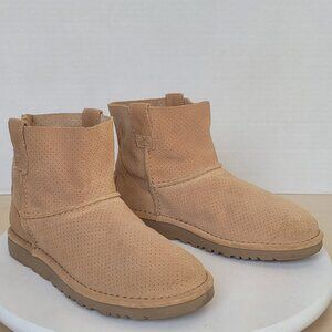 UGG Classic Unlined Mini Perforated Tawny Suede Leather Booties Booties Sz 5